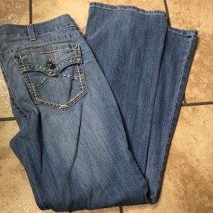 Women’s ariat jeans